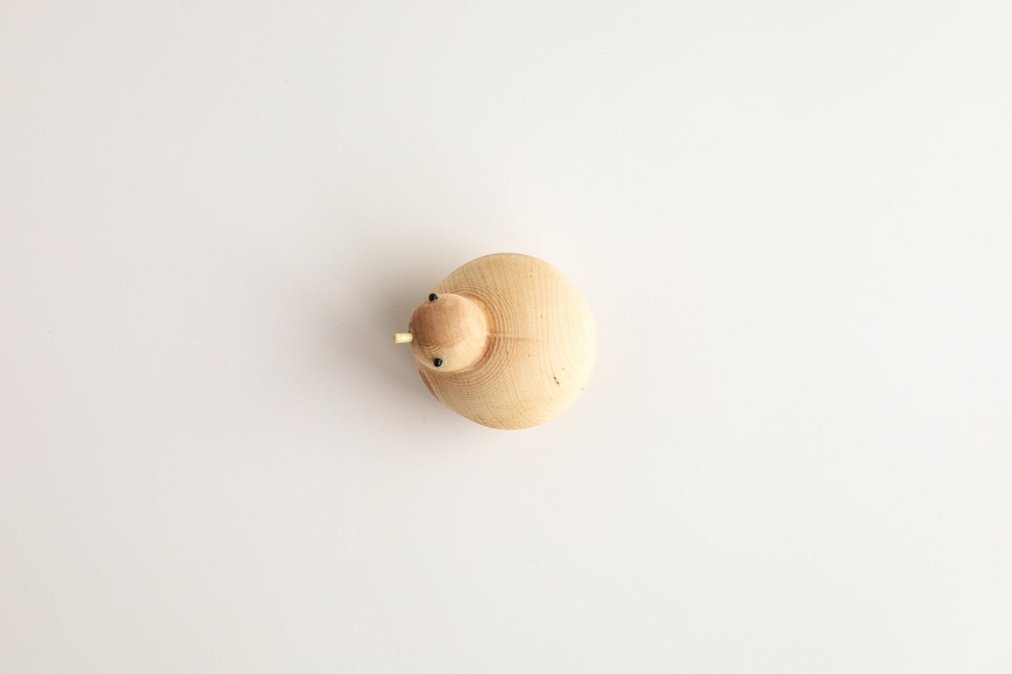 Fuglen - Træfigur i birk | Birch by Adero Home - Adero Home