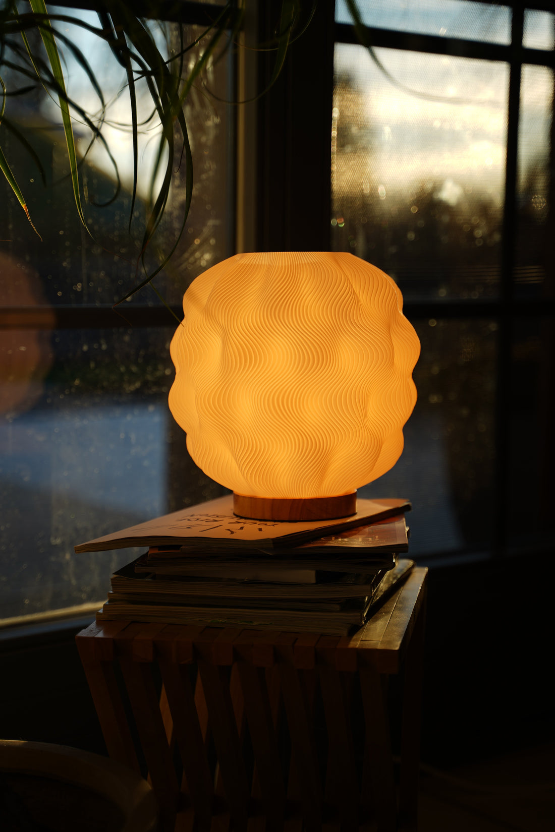 Bordlampe der skaber hygge i hjemmet - Adero Home