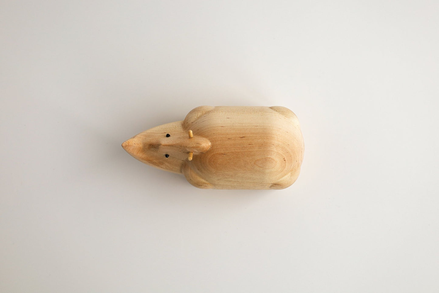 Næsehornet - Træfigur i birk | Birch by Adero Home - Adero Home