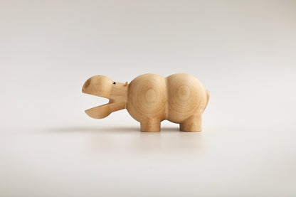 Flodhesten - Træfigur i birk | Birch by Adero Home - Adero Home